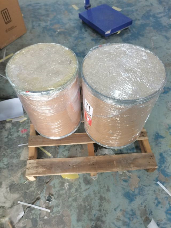 Gbigbe ti awọn ọja CBD si odi.